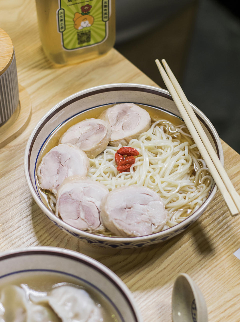 土瓜灣美食︱一團餃子推加大碼餃子！籐椒麻香+木魚紫菜碎煎餃