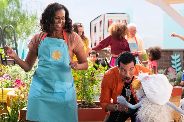 ADAM ROSE/NETFLIX Michelle Obama and Lionel Richie on 'Waffles and Mochi'