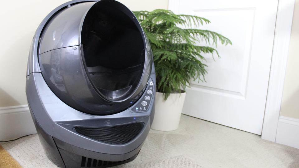 Best cat gifts: Litter Robot 3