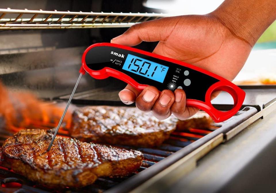 Smak Digital Instant Read Meat Thermometer. Image via Amazon.