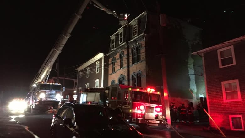 Fire in uptown Saint John causes power, traffic disruptions