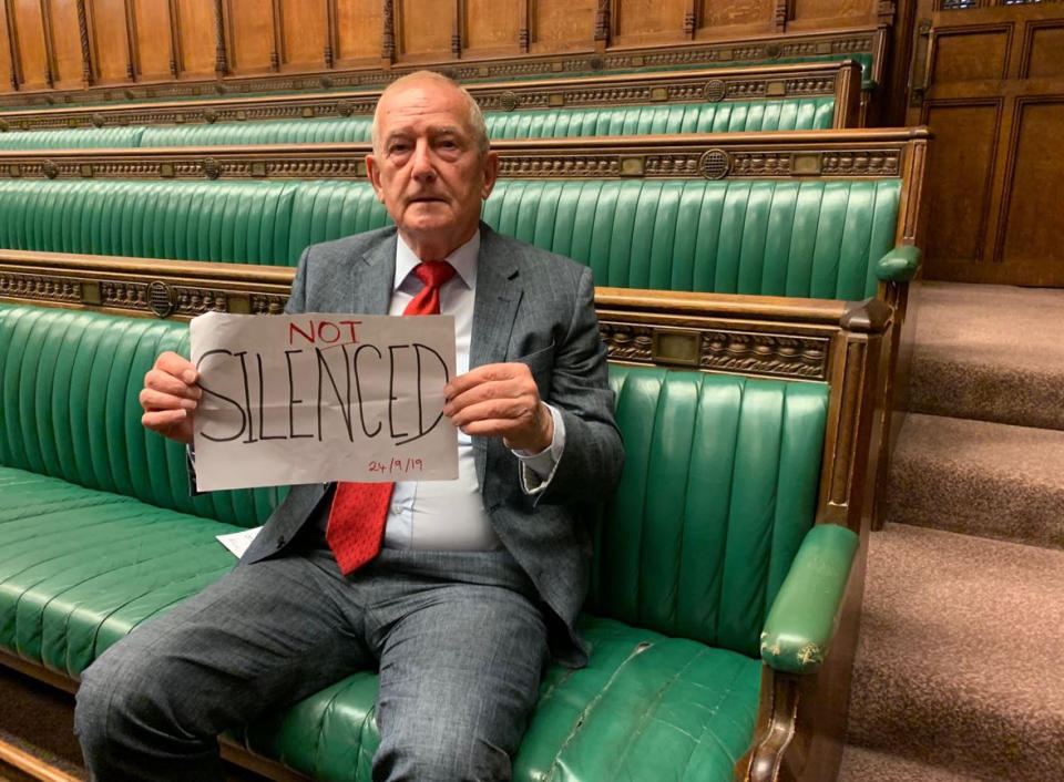 Barry Sheerman MP showing his return to the chamber in the House of Commons within minutes of the Supreme Court ruling. (PA)