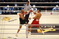 Boxing - Wladimir Klitschko v Tyson Fury WBA, IBF & WBO Heavyweight Title's - Esprit Arena, Dusseldorf, Germany - 28/11/15 Tyson Fury in action against Wladimir Klitschko during the fight Reuters / Ina Fassbender Livepic