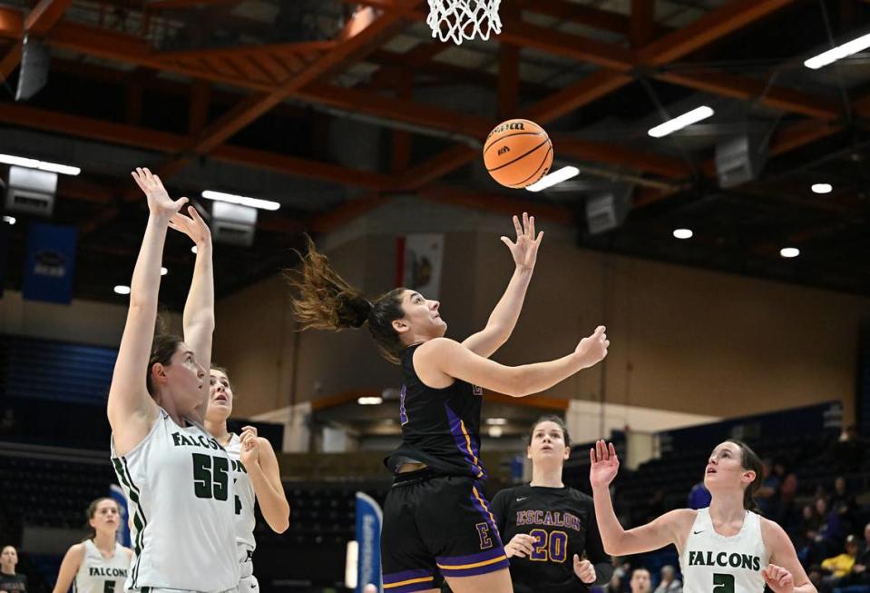 Escalon’s Sammy Lang attempts a layup during the Sac-Joaquin Section Division IV championship game with Colfax at UC Davis in Davis, Calif., Friday, Feb. 23, 2024. Andy Alfaro/aalfaro@modbee.com