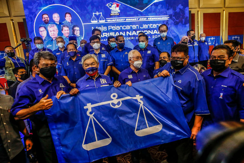 Barisan Nasional leaders pose for the camera during launch of the coalition’s election machinery for the Melaka state election at the World Trade Centre Kuala Lumpur October 27, 2021. ― Picture by Hari Anggara