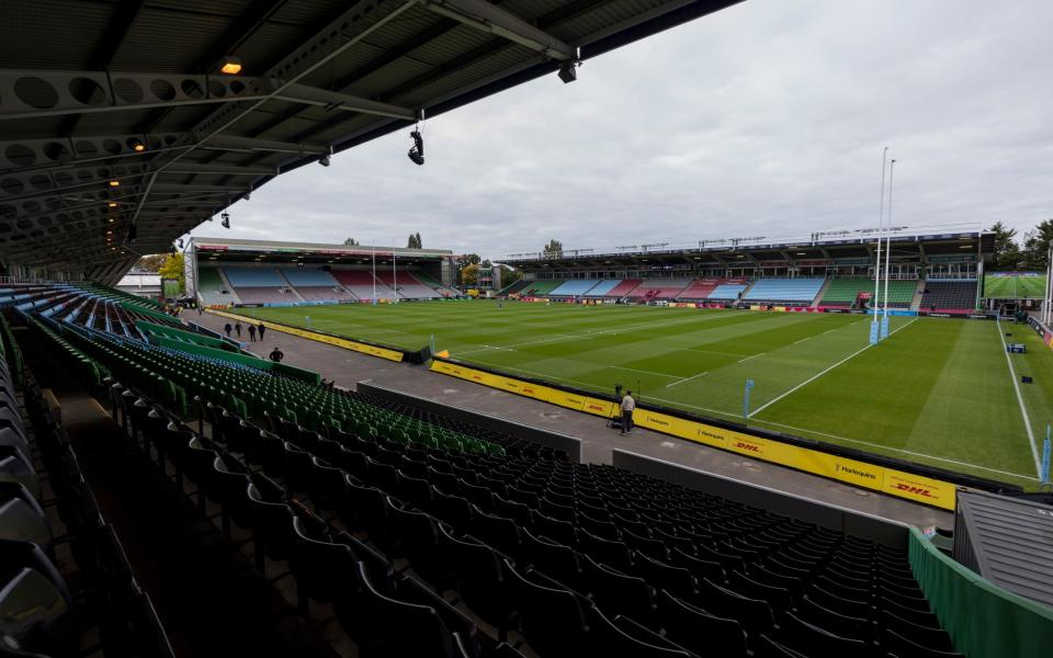 A general view of The Stoop, home of Harlequins during the Gallagher Premiership Rugby match between Harlequins and Bath Rugby at Twickenham Stoop on October 23, 2021 in London, England. - Bob Bradford - CameraSport via Getty Images)