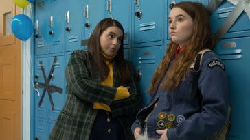 Beanie Feldstein and Kaitlyn Dever in Booksmart.