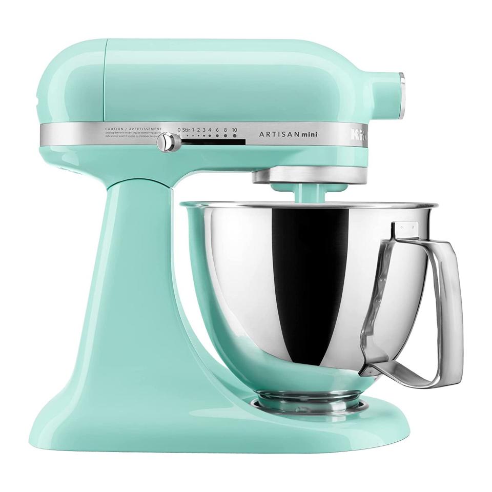 Kitchenaid Artisan Mini Plus 3.5-Qt. Tilt-Head Stand Mixer with Flex Edge Beater