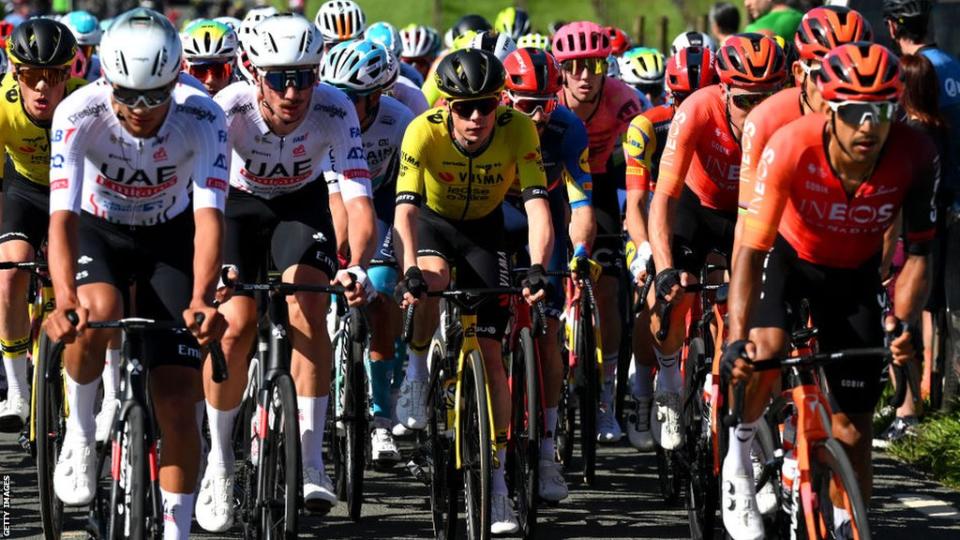 Jonas Vingegaard in action at Itzulia Basque Country