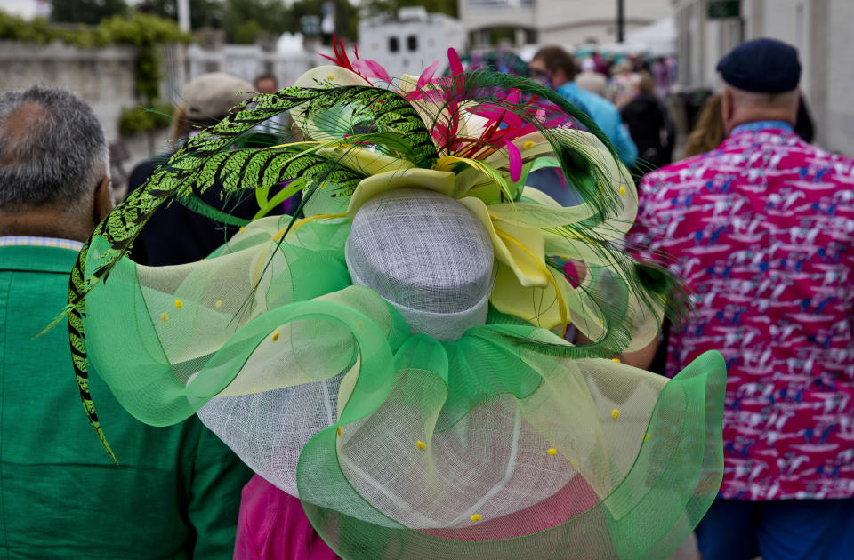 A woman wears a massive hat on&nbsp;at the 2017 derby.&nbsp;