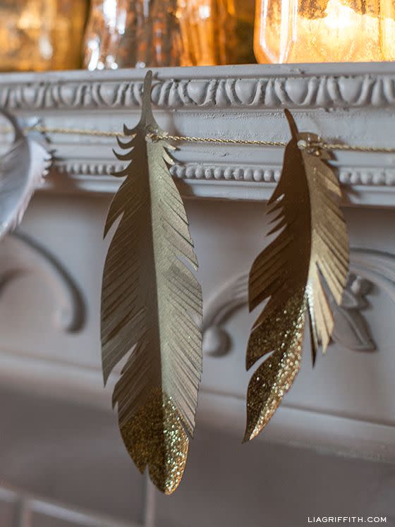 <p>This garland from <a href="https://go.redirectingat.com?id=74968X1596630&url=https%3A%2F%2Fliagriffith.com%2Fmake-a-paper-feather-garland-with-glittering-tips%2F&sref=https%3A%2F%2Fwww.housebeautiful.com%2Fentertaining%2Fholidays-celebrations%2Fg22675518%2Feasy-christmas-craft-ideas%2F" rel="nofollow noopener" target="_blank" data-ylk="slk:Lia Griffith;elm:context_link;itc:0;sec:content-canvas" class="link ">Lia Griffith</a> ensures that you don't have to let holiday decor cramp your boho style. Who needs paper snowflakes when you can have paper feathers instead? </p>