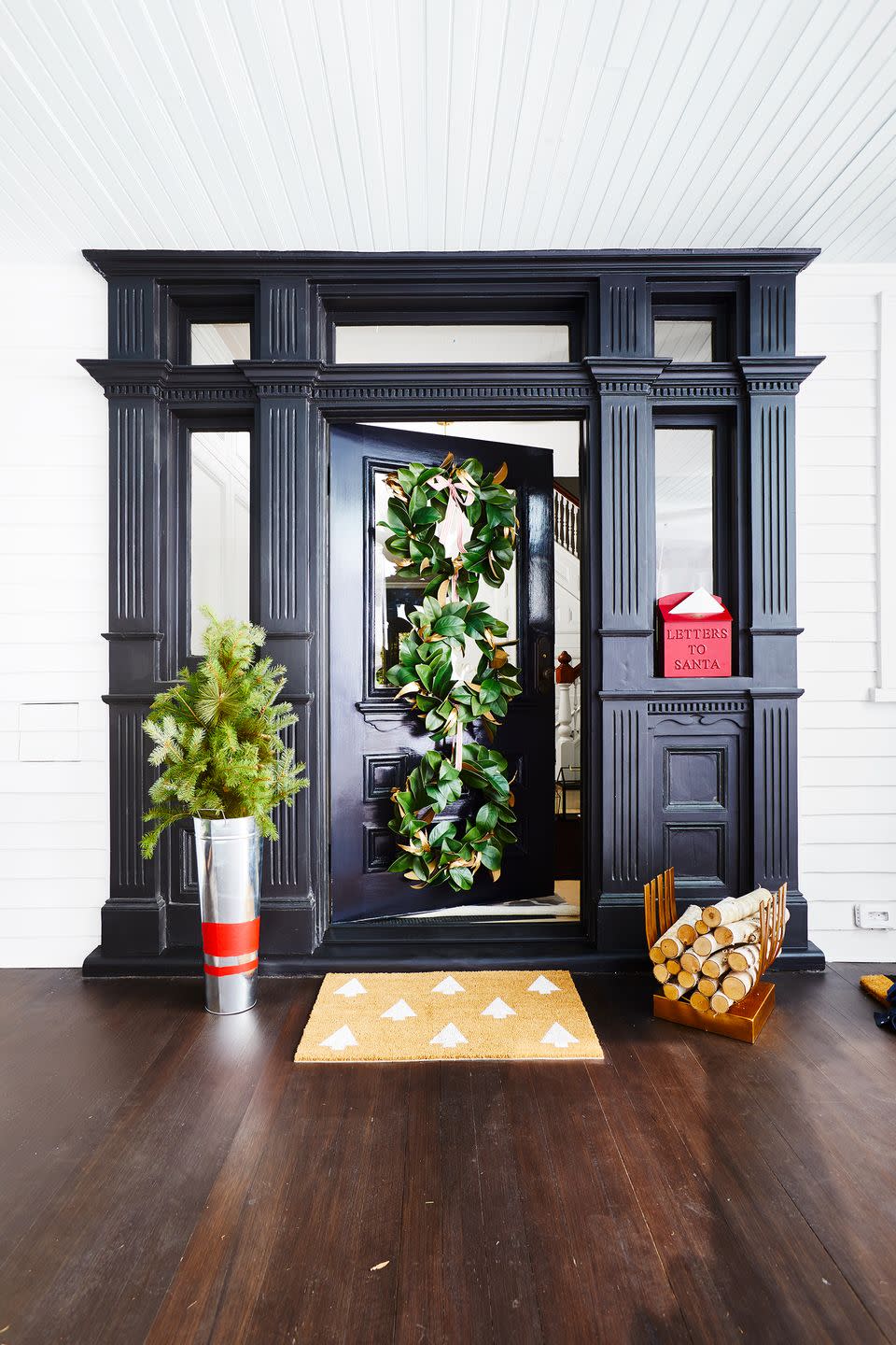 111 Christmas Decorations for Every Room of the House—Even the Bathroom