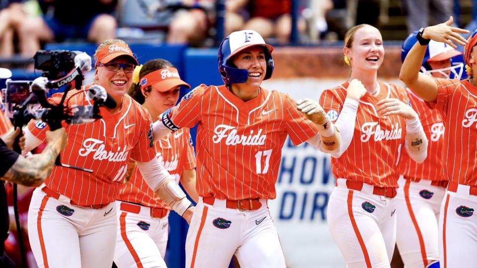 The Gators celebrate Monday's victory. (Florida Athletics)