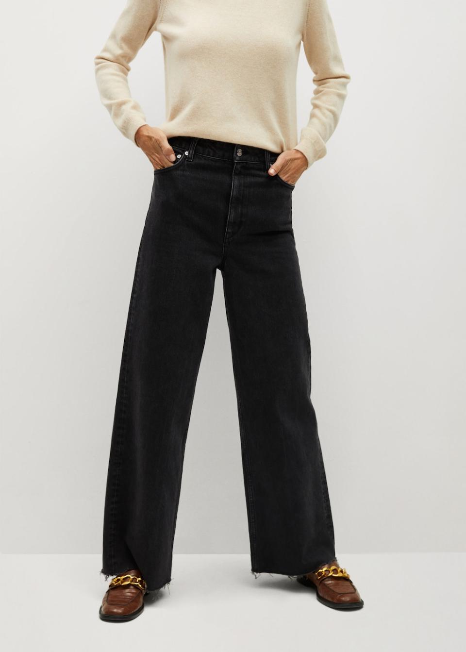 Wide leg high waist jeans. Image via Mango.