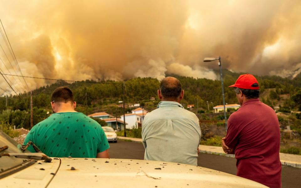 Wildfire breaks out on the Canary Island of La Palma
