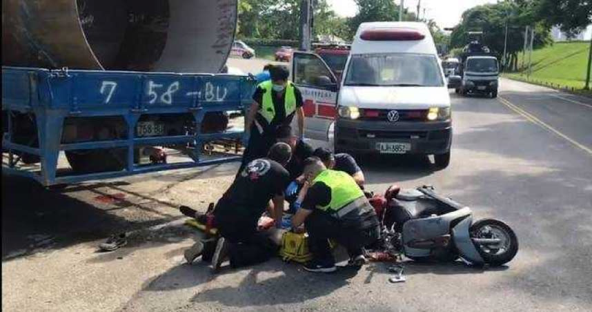 高姓男子騎機車行經環漢路卻遇上違規貨車，閃避不及而撞上慘死。（圖／翻攝畫面）