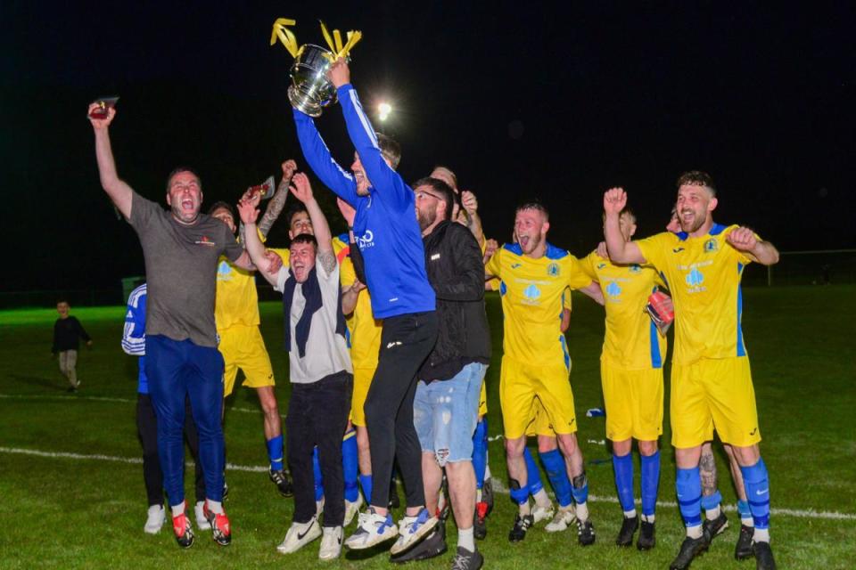 Celebrations, as Ventnor lift the cup <i>(Image: Paul Blackley/IWCP)</i>