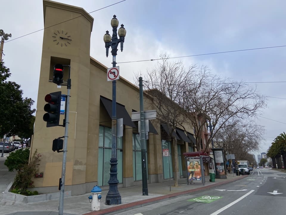Pottery Barn vacated 2390 Market in 2018.