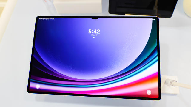 Samsung Tab S9 Ultra: Is the iPad Killer Real? 