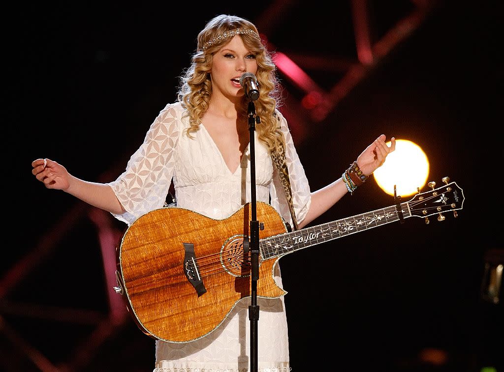 Taylor Swift performs April 6, 2009, in Las Vegas. (Photo: Ethan Miller/Getty Images)
