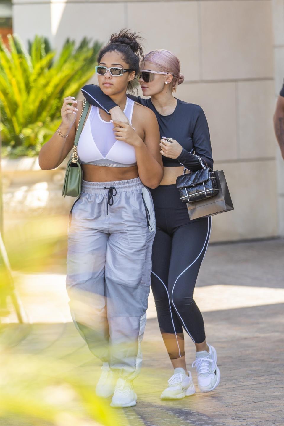 Calabasas, CA  - EXCLUSIVE  - Pink hair - don't care! Make-up free Kylie Jenner out curved her million dollar Lamborghini in workout attire and pink hair while jewelry shopping with her BFF Jordyn Woods. Kylie also sported a fistfull of gold rings on her left hand that spelled out STORM on her fingers.Pictured: Kylie Jenner, Jordyn WoodsBACKGRID USA 24 SEPTEMBER 2018 BYLINE MUST READ: IXOLA / BACKGRIDUSA: +1 310 798 9111 / usasales@backgrid.comUK: +44 208 344 2007 / uksales@backgrid.comUK Clients - Pictures Containing ChildrenPlease Pixelate Face Prior To Publication