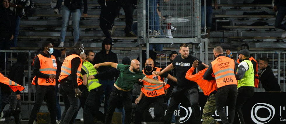 Mercredi soir, plusieurs dizaines de supporteurs marseillais sont sortis du parcage visiteurs pour en découdre avec les supporteurs angevins, à l'issue du match entre le SCO d'Anger et l'Olympique de Marseille (0-0), au stade Raymond Kopa.
