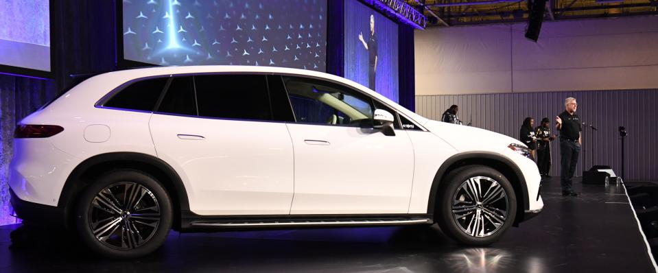 Aug 25, 2022; Tuscaloosa, AL, USA; Mercedes-Benz USI in Tuscaloosa, Ala., unveiled the new electric EQS SUV Thursday, Aug. 25, 2022. MBUSI President and CEO Michael Goebel talks about the new SUV onstage during the event. Mandatory Credit: Gary Cosby Jr.-Tuscaloosa News