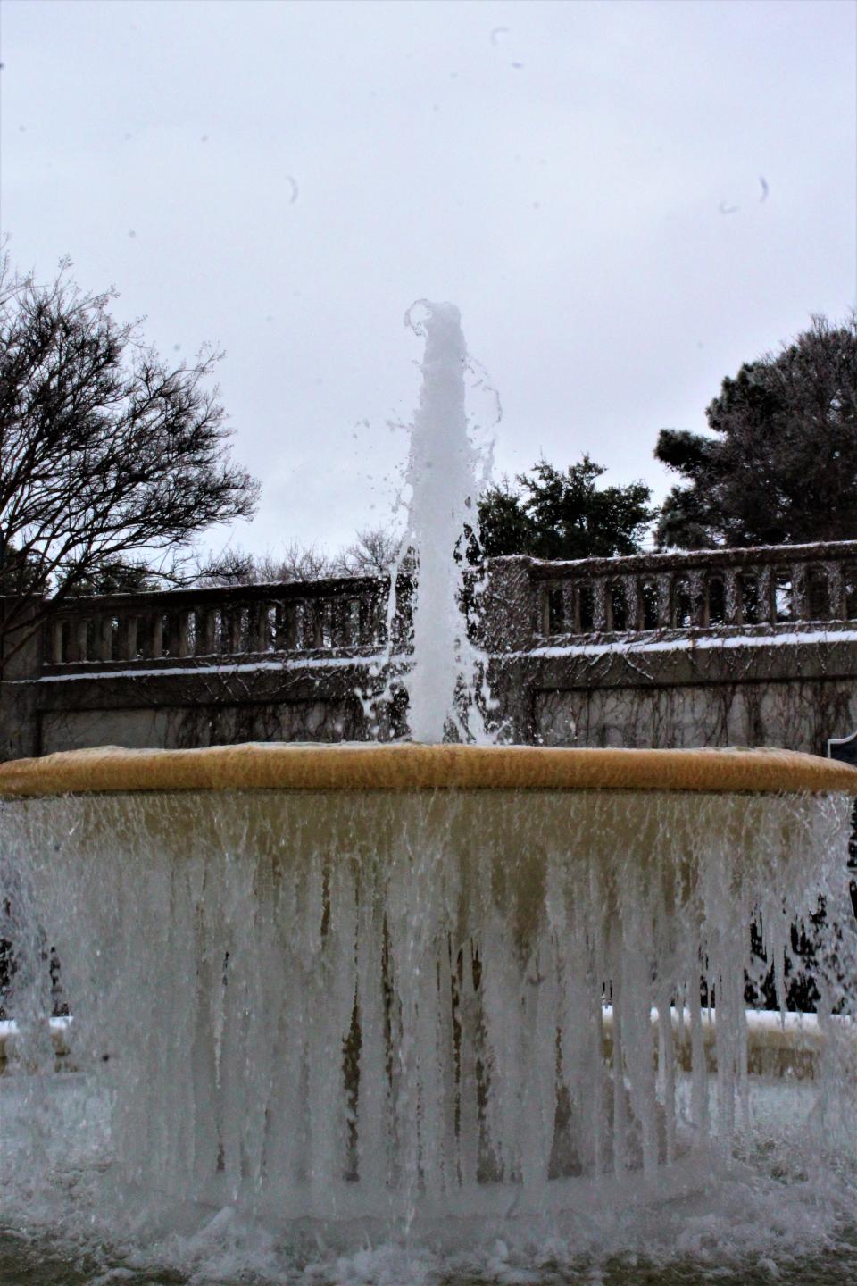 The fountain at Everman Park during winter weather Feb. 3.