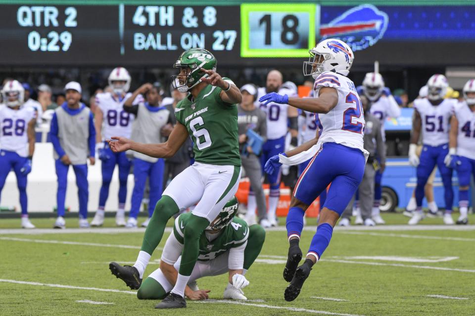 New York Jets kicker Kaare Vedvik (6) reacts after missing a field goal during the first half of an NFL football game against the Buffalo Bills Sunday, Sept. 8, 2019, in East Rutherford, N.J. (AP Photo/Bill Kostroun)