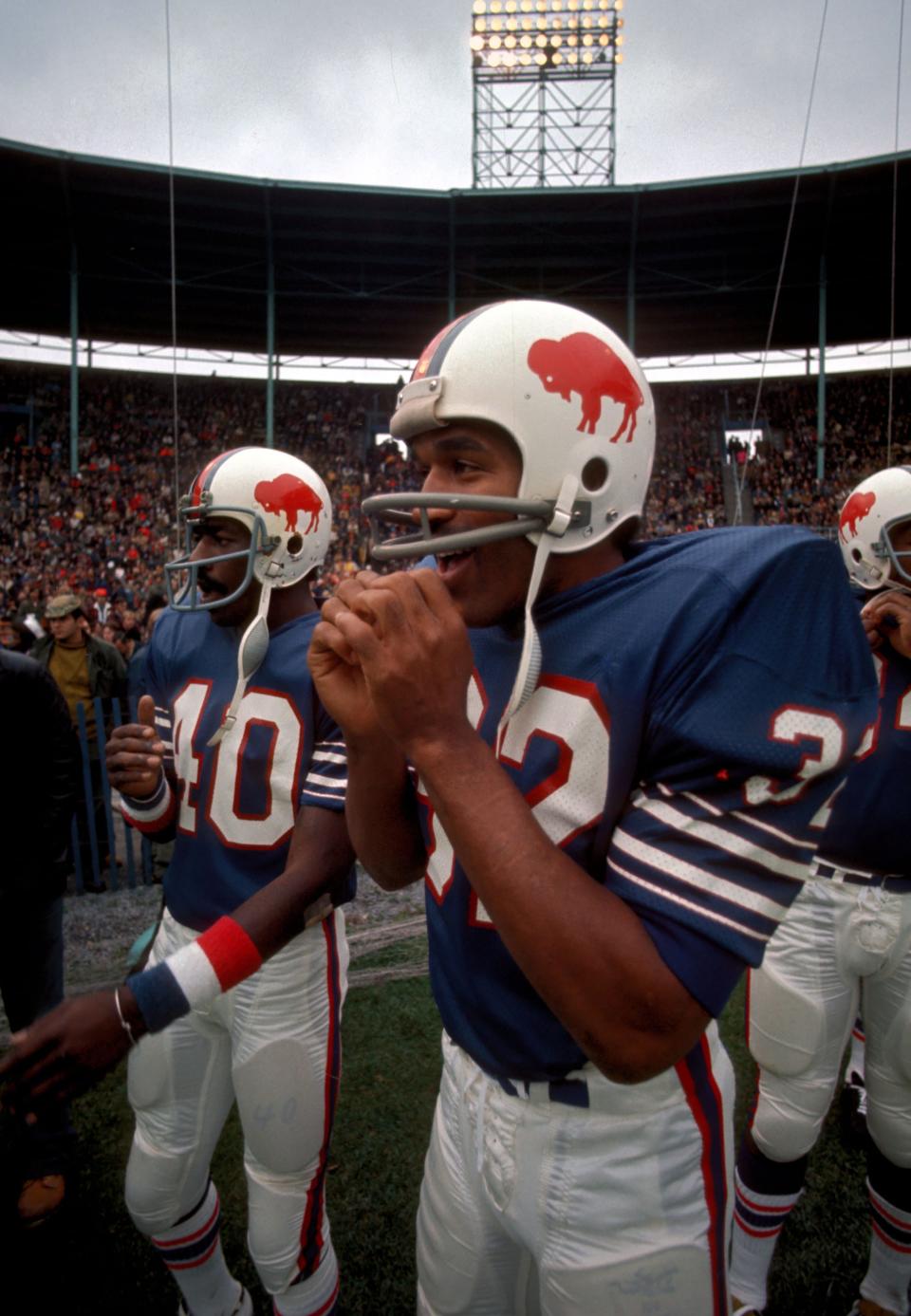 Bills running back O.J. Simpson prepares to face the visiting Dolphins in 1972.