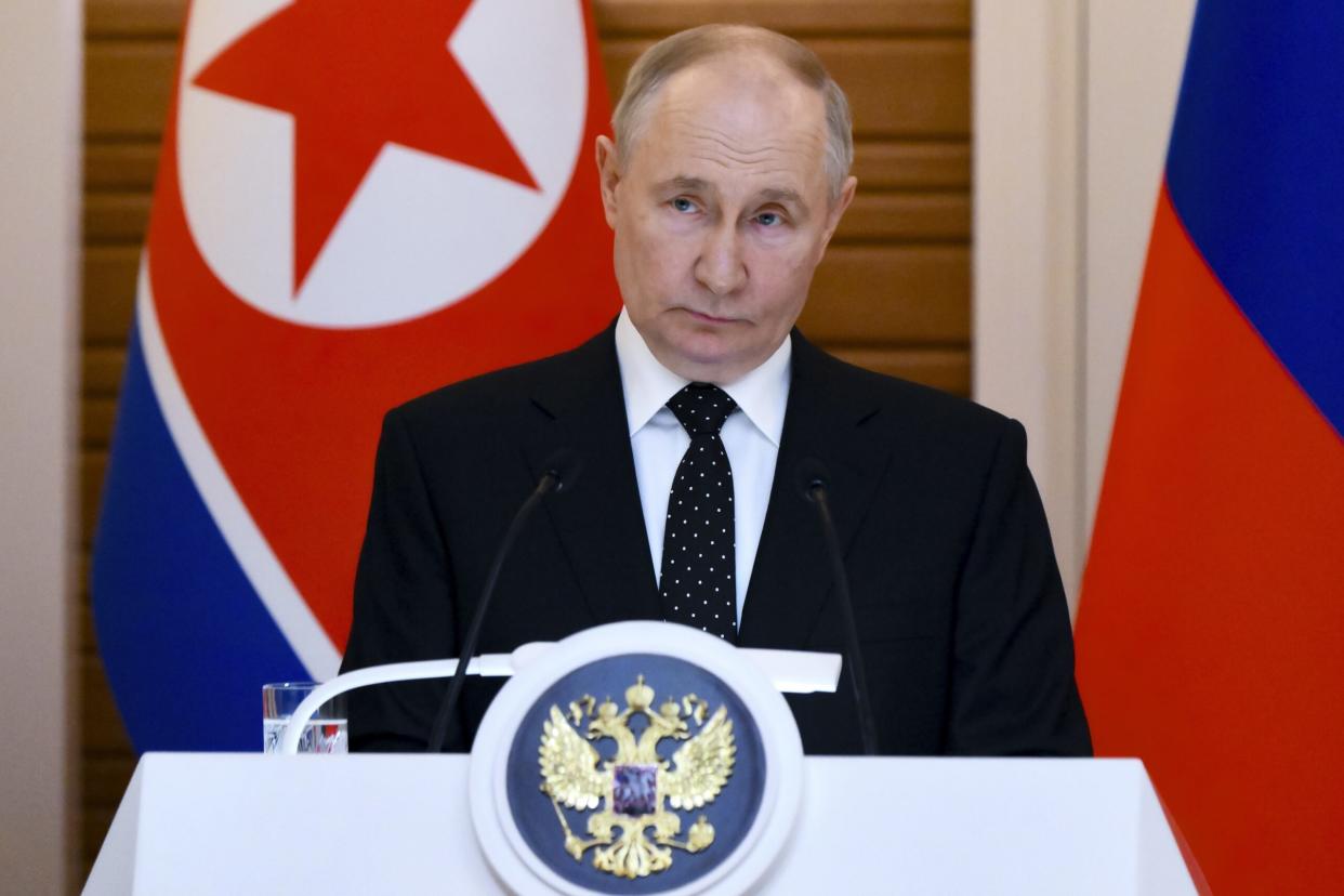 Wladimir Putin auf seiner Reise nach Nordkorea. - Copyright: picture alliance / ASSOCIATED PRESS | Kristina Kormilitsyna