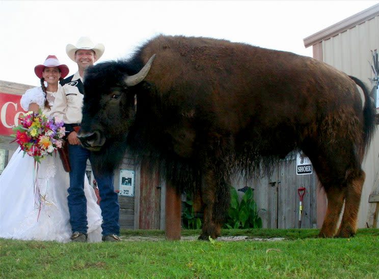 Ronnie and Sherron with Wild Thing (Caters)