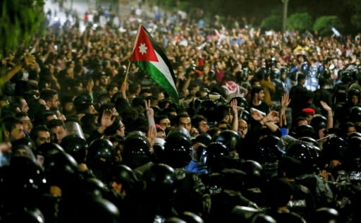 Protesters gather outside the prime minister's office in the Jordanian capital Amman on June 2, 2018