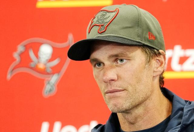 Buccaneers' Tom Brady is texting with possible presidential