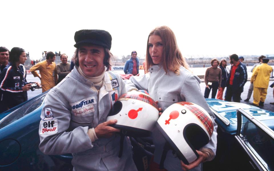 Jackie and Helen Stewart pose before the European Touring Car Championship, France 1972