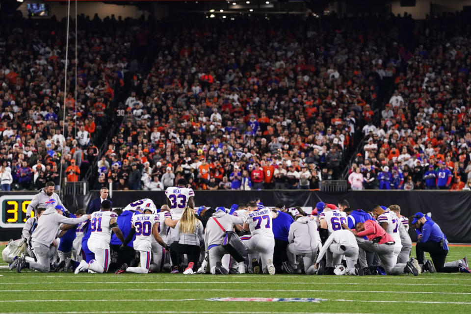 <div class="inline-image__caption"><p>Buffalo Bills players huddle and pray after teammate Damar Hamlin #3 collapsed on the field after making a tackle against the Cincinnati Bengals during the first quarter at Paycor Stadium on January 02, 2023 in Cincinnati, Ohio. </p></div> <div class="inline-image__credit">Dylan Buell/Getty Images</div>
