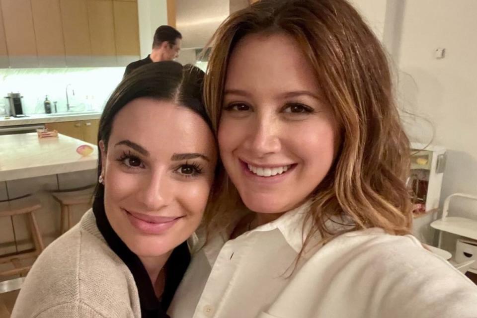 Lea Michele and Ashley Tisdale pose for a selfie on Michele
