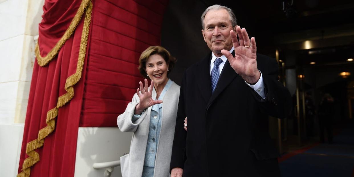 Former US President George W. Bush and First Lady Laura Bush arrive for the Presidential Inauguration of Donald Trump at the US Capitol on January 20, 2017 in Washington, DC.