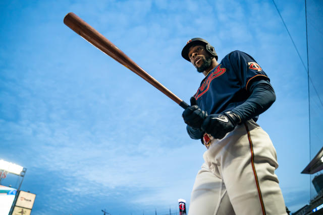 Byron Buxton's diving grab, 08/13/2022