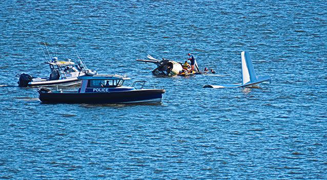 A plane has crashed into Swan River. Source: Grant Moffat/Twitter