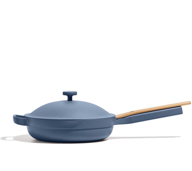 Zakarian by Dash 6 Cast-Iron Skillet Silicone Handle ,Eggplant