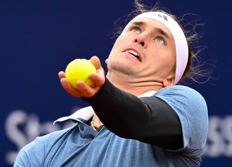 German tennis player Alexander Zverev in action against Austria's Jurij Rodionov during their men's singles round of 16 tennis match at the Bavarian International Tennis Championships. Sven Hoppe/dpa