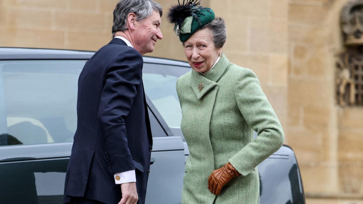 Princess Anne arrived at St George's chapel with Sir Timothy Laurence