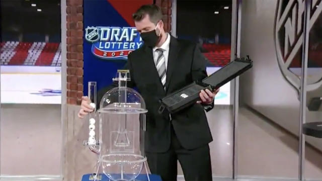 NHL draft lottery blasted as 'rigged' after host appears to