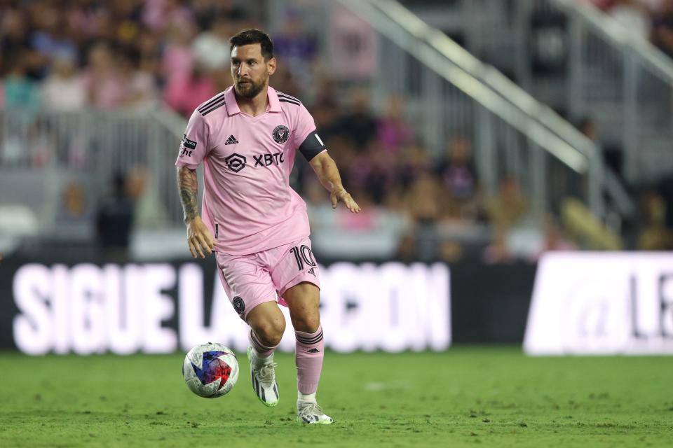 Inter Miami CF forward Lionel Messi (10) controls the ball during the second half against Orlando City SC at DRV PNK Stadium on Wednesday night.