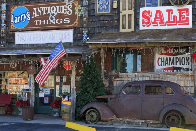 The Best Towns For Antique Shopping In Every Southern State