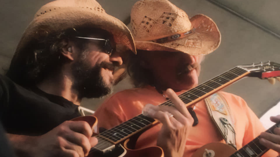  Andy Aledort and Dickey Betts perform live in 2008. 