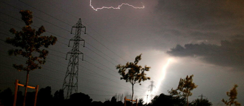 Météo France a placé dix-sept départements du nord de la France en vigilance orange pour un risque important d'orages. (image d'illustration)
