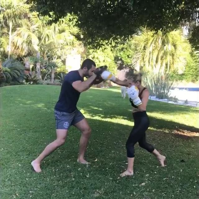 <p>Thanks to her IG feed, we see that Elsa incorporates both cardio and strength training into her workout routine by boxing on the reg. In one Instagram post she even squeezed in a training sesh with her longtime friend (and former Olympic boxer!) Jorge Blanco. </p><p><a href="https://www.womenshealthmag.com/uk/fitness/strength-training/g37539073/michelle-keegan-fitness/" rel="nofollow noopener" target="_blank" data-ylk="slk:Michelle Keegan also likes to box, read up on how she stays fit with a hectic shooting schedule.;elm:context_link;itc:0;sec:content-canvas" class="link ">Michelle Keegan also likes to box, read up on how she stays fit with a hectic shooting schedule.</a></p><p><a href="https://www.instagram.com/p/Bq13WMmlY3E/" rel="nofollow noopener" target="_blank" data-ylk="slk:See the original post on Instagram;elm:context_link;itc:0;sec:content-canvas" class="link ">See the original post on Instagram</a></p>