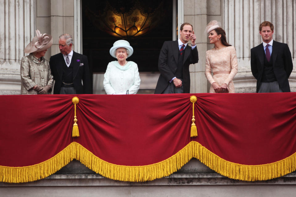 LONDON, ENGLAND - JUNE 05:  Camilla, Duchess of Cornwall, Prince Charles, Prince of Wales, Queen Elizabeth II, Prince William, Duke of Cambridge, Catherine, Duchess of Cambridge and Price Harry wave to the crowds from Buckingham Palace during the Diamond Jubilee carriage procession after the service of thanksgiving at St.Paul’s Cathedral on the Mall on June 5, 2012 in London, England. For only the second time in its history the UK celebrates the Diamond Jubilee of a monarch. Her Majesty Queen Elizabeth II celebrates the 60th anniversary of her ascension to the throne. Thousands of wellwishers from around the world have flocked to London to witness the spectacle of the weekend's celebrations.  (Photo by Dan Kitwood/Getty Images)